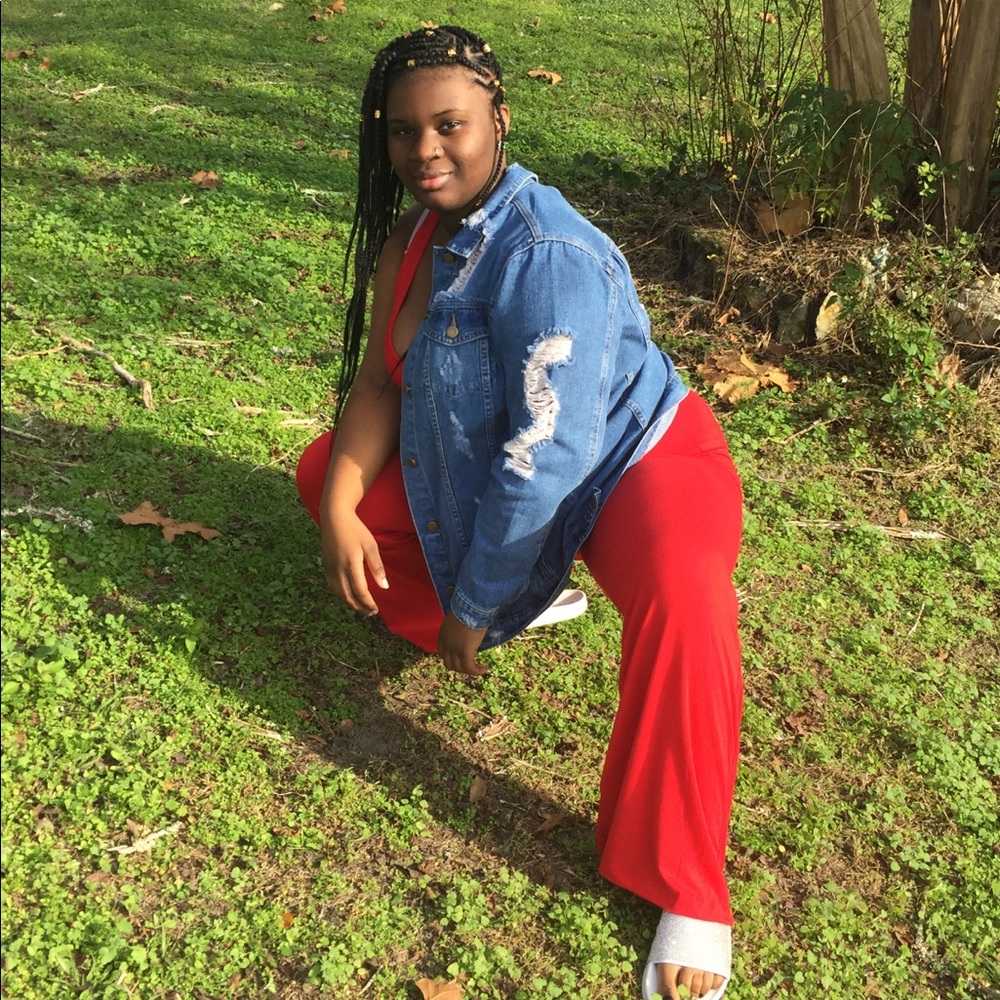 Meet your Posher, Leasia